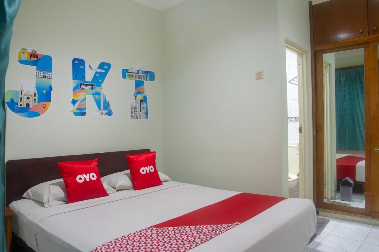 Oyo 3931 Wtc Kuningan 2*