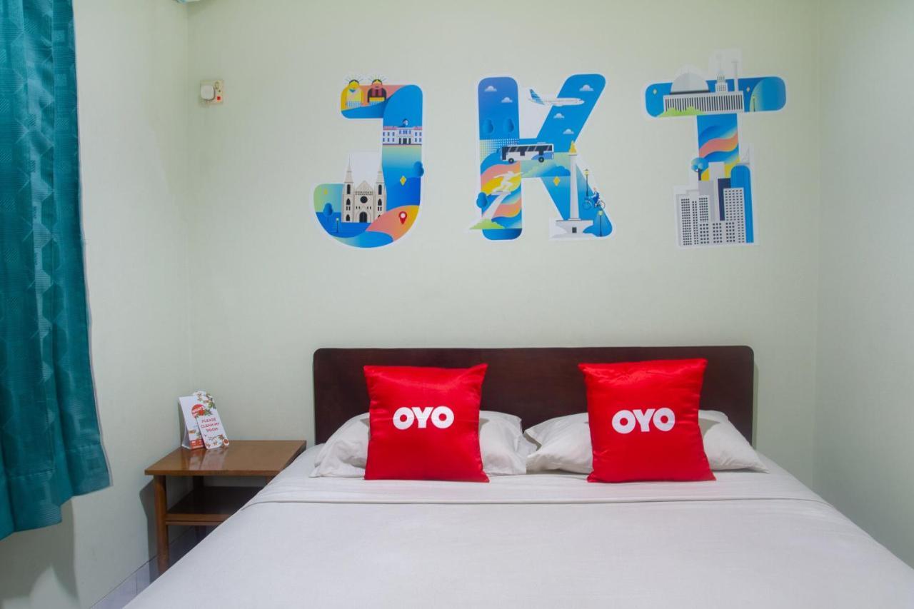 Oyo 3931 Wtc Kuningan Hotel