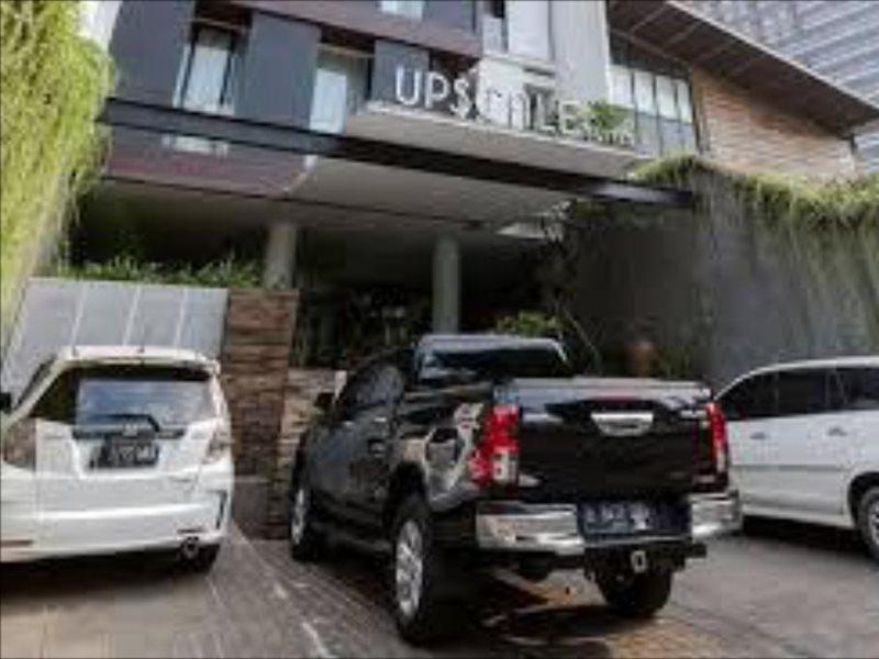 Oyo 3931 Wtc Kuningan